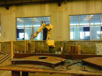 机器人火焰切割工作站-济南冠森自动化设备有限公司
